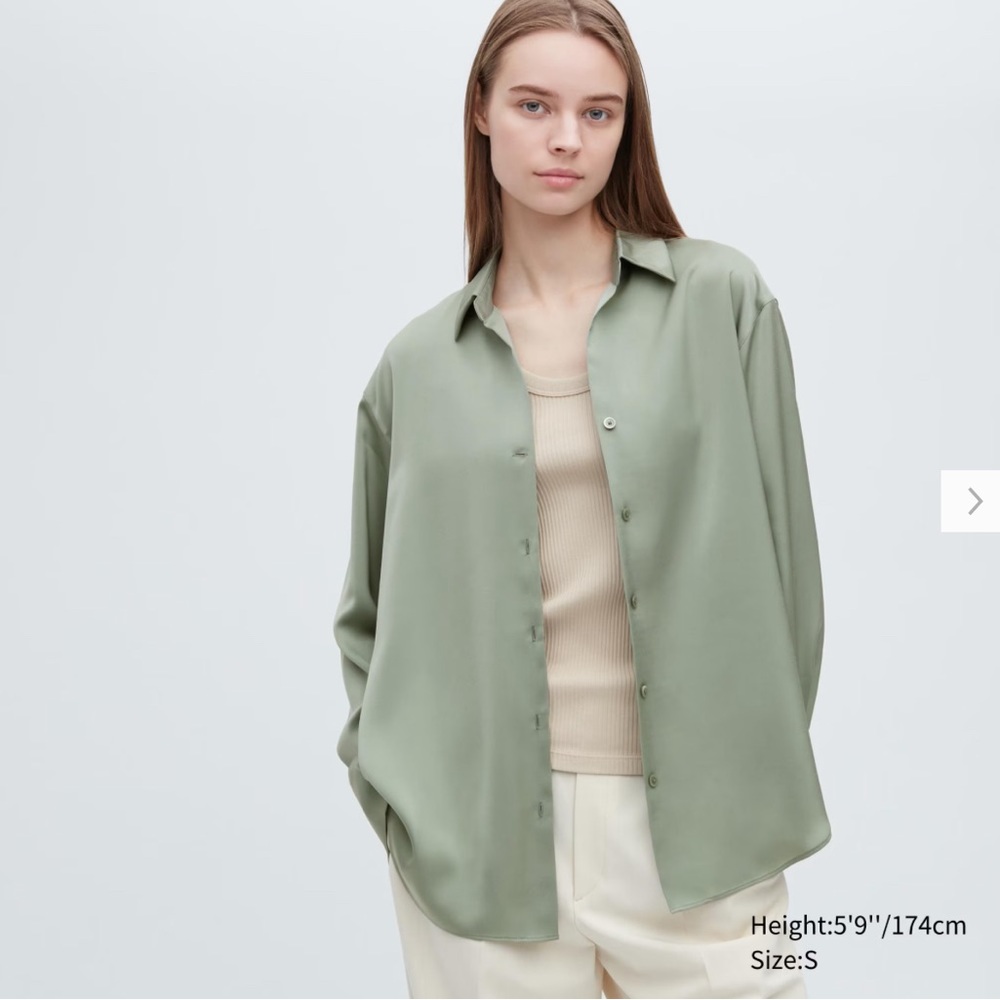 Satin Long-Sleeve Blouse Uniqlo in Green